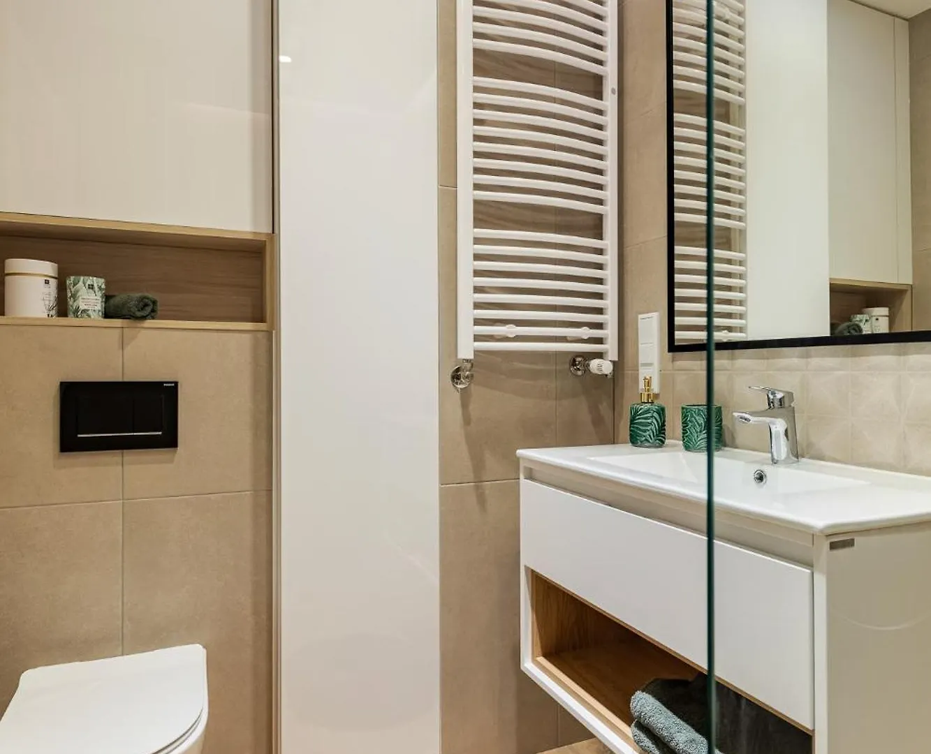 Vipwarsawapartments Pl Sienna 65 Warsaw