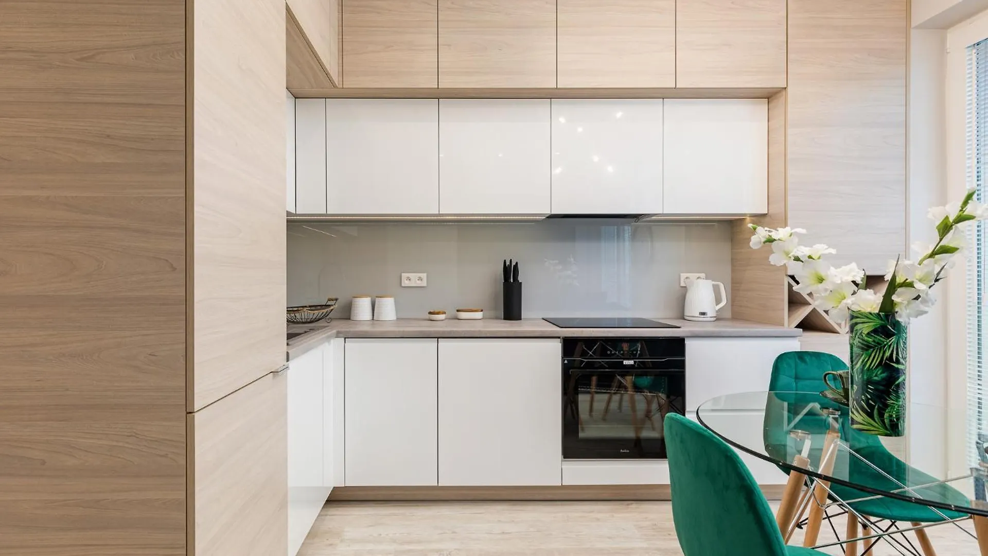 Vipwarsawapartments Pl Sienna 65 Apartment Warsaw